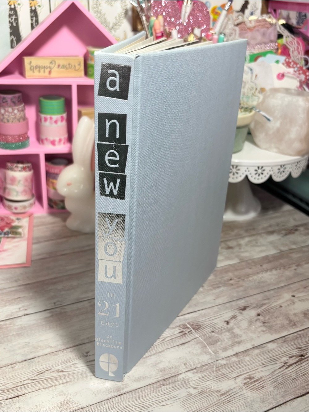 A New You In 21 Days HC Book By Jo Glanville Blackburn Makeover Beauty Wellness